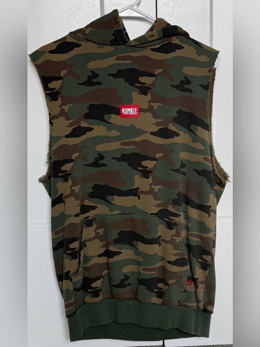 Rumble Boxing Sleeveless Camo Hoodie - Size Small